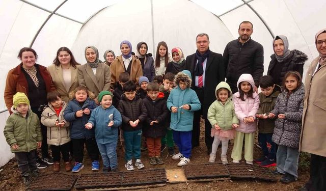 Yozgat’ta ata tohumları ana okulunda toprakla buluştu