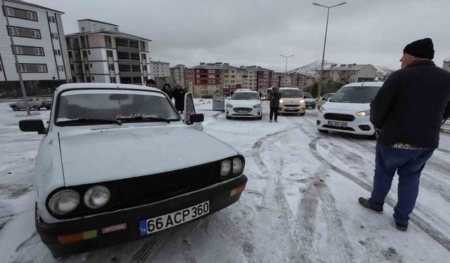 Yozgat’ta kar ve buzlanma hayatı olumsuz etkiledi