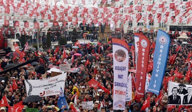 İktidara bir mesaj verildi