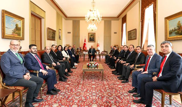Türkiye Basın Federasyonu'ndan Gazetecilerin Ailelerine Gri Pasaport Talebi