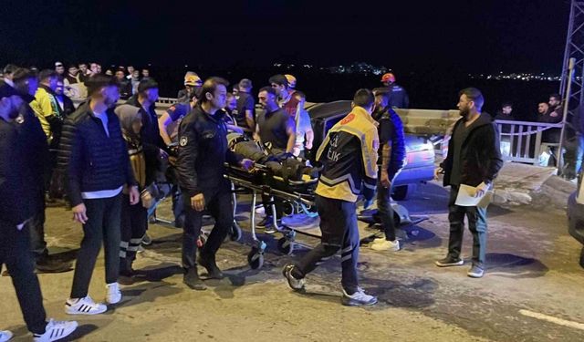 Yozgat'ın komşusunda feci kaza bariyere ok gibi saplandı, sürücüsü yaralandı