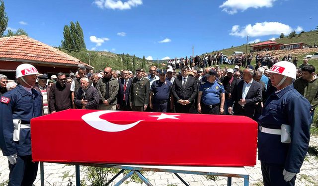 Yozgatlı Kıbrıs Gazisi Ali Çalışkan Askeri Törenle Son Yolculuğuna Uğurlandı