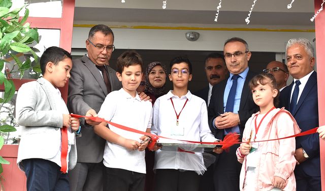 Yozgat Fatma Temel Turhan BİLSEM’de TUBİTAK 4006-B Bilim Fuarı Açıldı