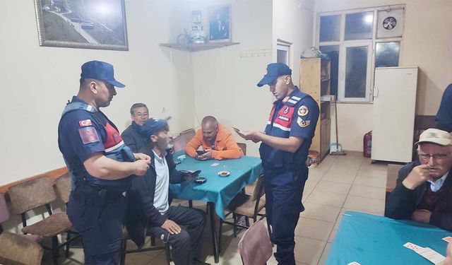 Yozgat’ta Gece Yarısı Jandarma Baskını!