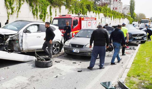 Yozgat’ta 6 Araç Kazaya Karıştı 5 Kişi Yaralandı!