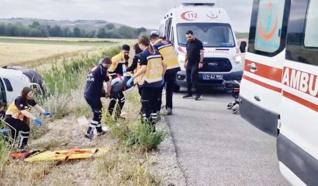 Yozgat’ta Düğünden Dönüyorlardı! Minibüs Şarampole Devrildi, 17 Yaralı…