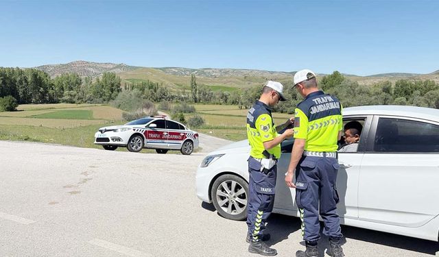 Yozgat’ta Bayram Trafiğine Jandarma Güvencesi!