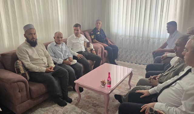 Sarıkaya Kaymakamı Demirkıran'dan Şehit Ailelerine Anlamlı Ziyaret
