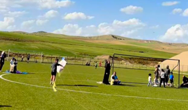 Şefaatli’de Gökyüzü Uçurtmalarla Renklendi