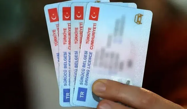 2025 Ehliyet Sınav Soruları E-Sınav Formatında: Animasyonlu ve Çıkmış Sorularla Hazırlık Zamanı