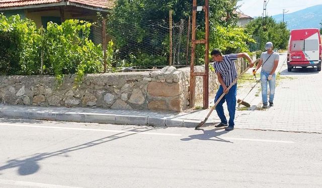Çekerek Belediyesi Temizlik Ekipleri İlçede Aralıksız Görevde!
