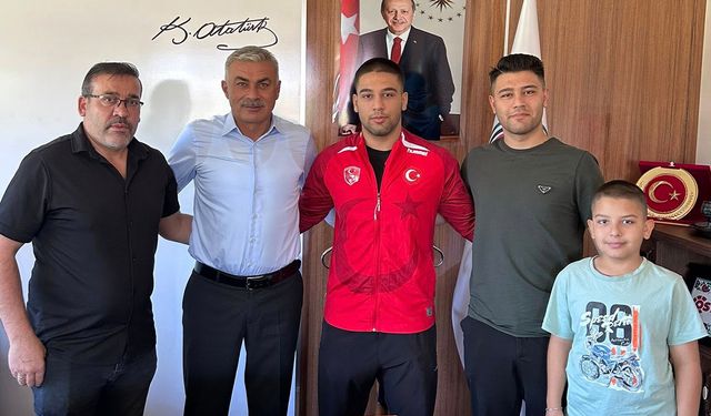 Yozgatlı Enes Dünya üçüncüsü oldu