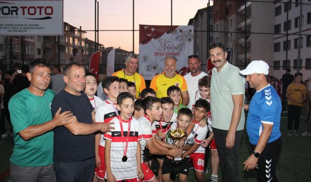 Yozgat’ta 30 Ağustos Zafer Bayramı Futbol Turnuvası Büyük Coşkuyla Tamamlandı
