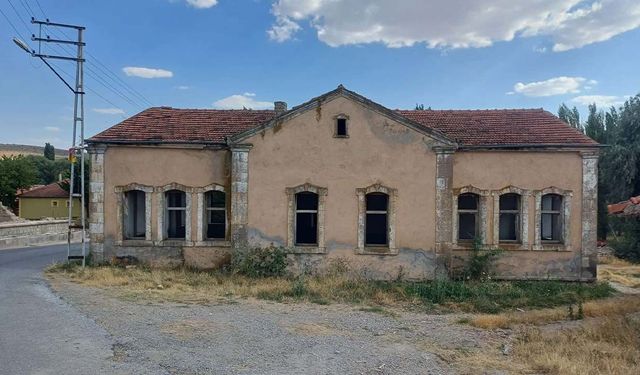 Yozgat’ın Çandır İlçesinde 100 Yıllık Bir Ermeni Okulu!