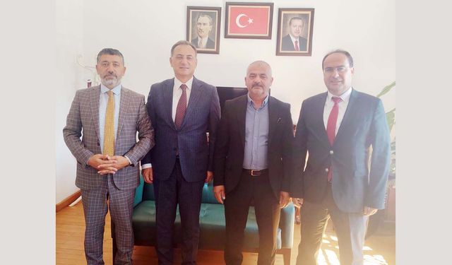 Yozgat Kadışehri ve Köyleri Yardımlaşma Derneği’nden Altındağ Belediyesi’nin Yozgatlı Müdürüne ziyaret