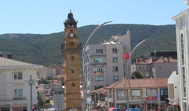 Yozgat’ta İşsizlik Tartışması: Vatandaşlar Hem İş Yok Diyor Hem İş Beğenilmediğini Söylüyor