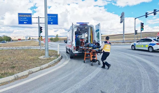 Çorum’dan Yozgat İstikametindeydi: Çarpışma Sonucu Savruldu!