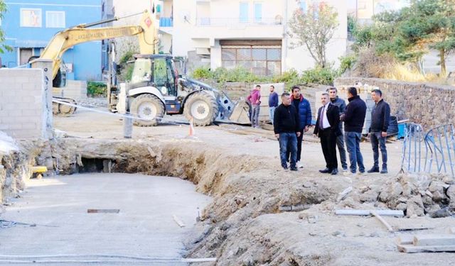 Akdağmadeni’nde Malazgirt Caddesi Baştan Aşağı Yenileniyor!