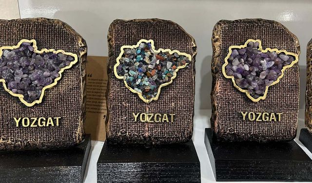 Aydıncık’ta Özel Proje! Ametistin Morunda Yozgat’ı Taşlara İşlediler!