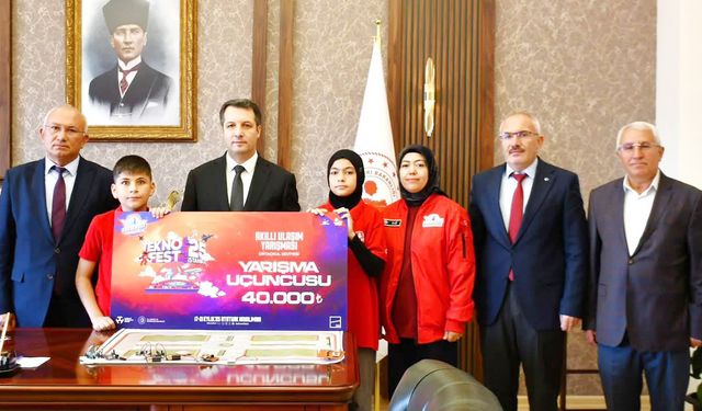 Sorgun’un Gururu Yunus Emre Ortaokulu TEKNOFEST’te Türkiye Üçüncüsü Oldu!