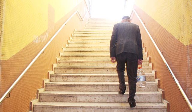 Yozgat’ta Engelli ve Yaşlılar İçin Çileye Dönen Geçitlere Tepki Büyüyor!