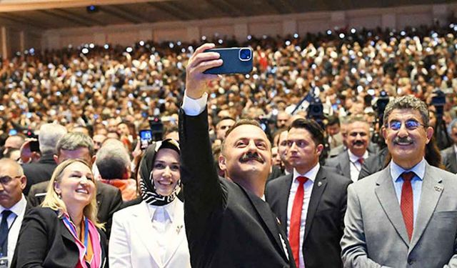 Anahtar Parti 1 Yaşında! Anadolu'nun dört bir yanından Ankara'ya gittiler