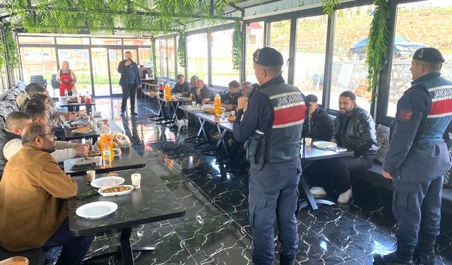 Saraykent Jandarma’dan Kışlık Lastik Uyarısı