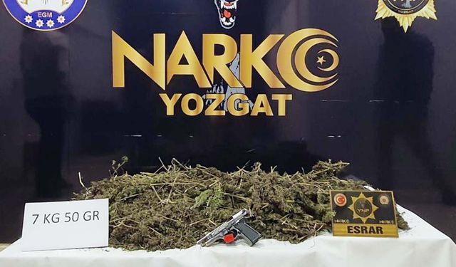 Yozgat’ta Narkotik Operasyonu: 7 Kilo Esrar Ele Geçirildi