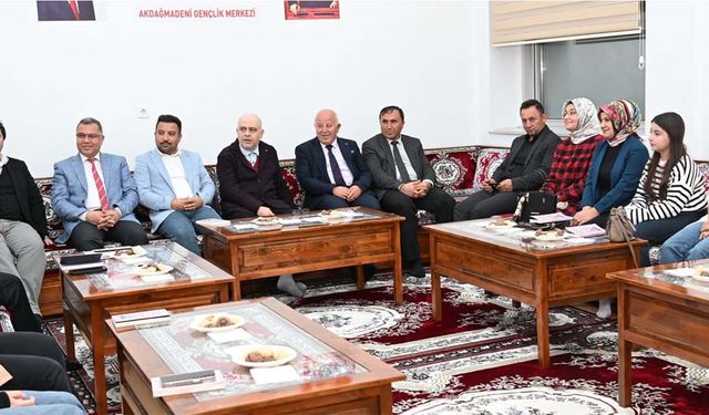 Akdağmadeni Okuma Kulübü’nden Edebiyat Dolu Buluşma