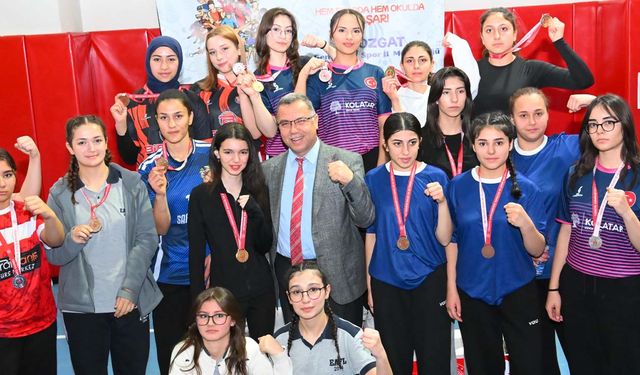 Yozgat’ta Spor Coşkusu: 574 Öğrenci Üç Gün Boyunca Sahada Ter Döktü!