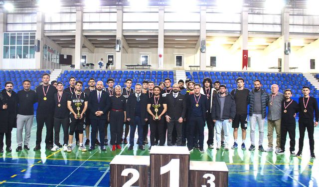 Bozok Üniversitesi’nde Basketbol Heyecanı: Akşam Ligi Turnuvası Sona Erdi