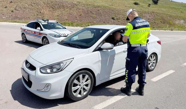 Akdağmadeni’nde Ehliyetsiz Sürücüye 18 Bin Lira Ceza!