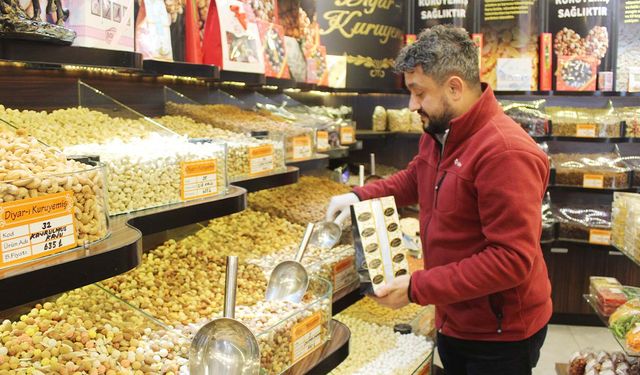 Yozgat’ta Yeni Yıl Öncesi Kuruyemişte Hareketlilik Başladı