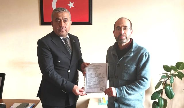 Yozgat Türk Eğitim Sen Şube Başkanı Kayabel mazbatasını aldı
