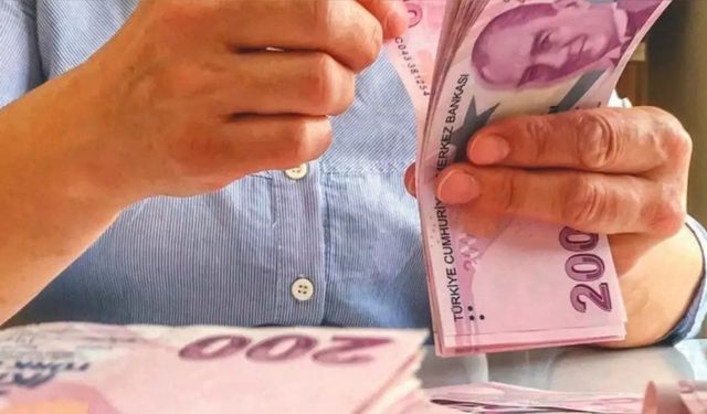 Memur, Emekli ve Asgari Ücretliler İçin Zam Beklentileri Netleşiyor