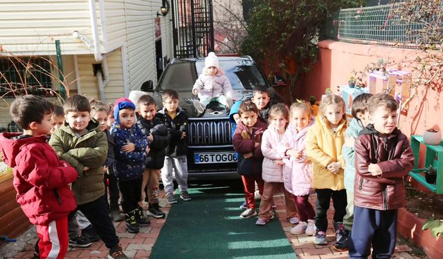 Yozgat’ta Yerli Malı Haftası’nda miniklere TOGG Tanıtımı: Kreş öğrencileri yerli otomobille tanıştı