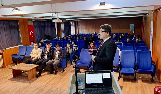 Şefaatli’de Gençlerle Ufuk Açıcı Buluşma!