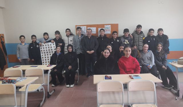 Akdağmadeni’nde Öğrencilere İlham Veren Bilim ve Kariyer Söyleşileri