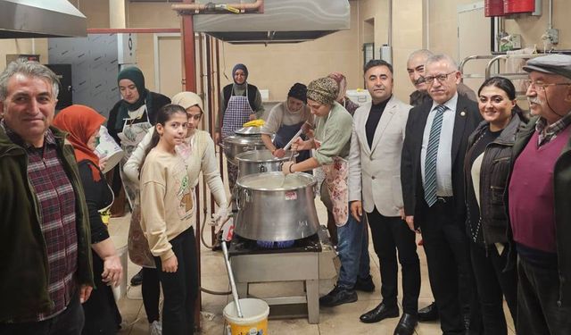 Yozgatlılar Muğla’da Hasreti Aynı Kazanda Kaynattı