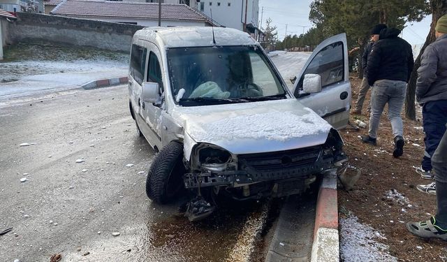 Yozgat Saraykent’te Buzlanma Kazaya Neden Oldu