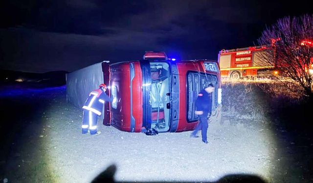 Komşuda Ani Manevra Yaptı Şarampole Devrildi!