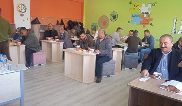 Sarıkaya’da Eğitim Değerlendirme Toplantısı Yapıldı