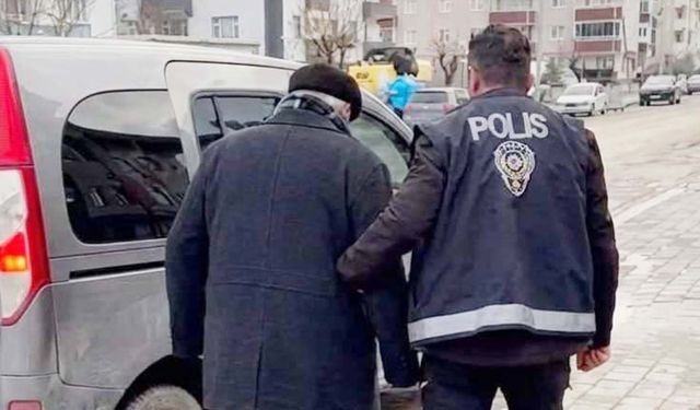 Yozgat’ta Dolandırıcılıktan Aranan Şahıs Yakalandı