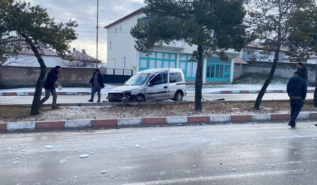 Yozgat'ta buzlanma kaza getirdi!