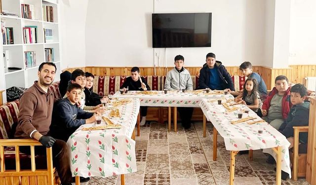 Şefaatli’de Gençlik Merkezi Buluşmaları Gönülleri Isıttı