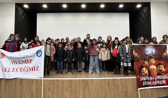 Çayıralanlı Çocukların Sinema Keyfi