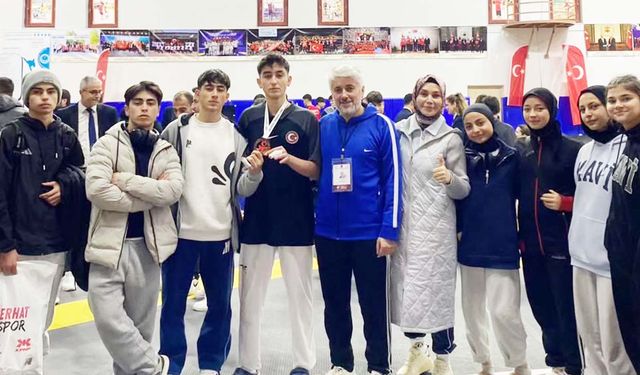 Sorgunlu Taekwondoculara Alanya’da Madalya Yağmuru