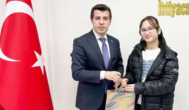 Yenifakılı’da resim alanında büyük başarı!