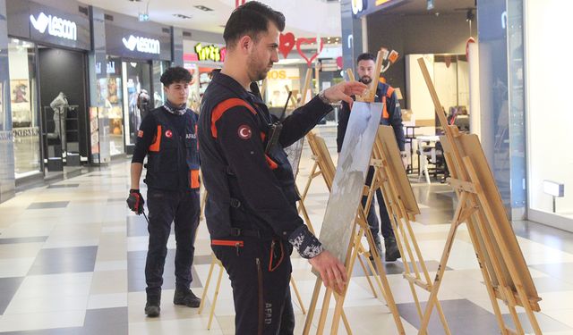 Yozgat’ta 6 Şubat Depremlerinin İzleri Fotoğraflarla Anlatılıyor