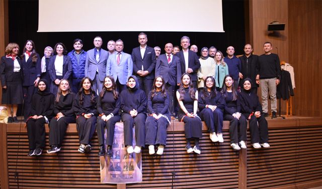 Ben Anadolu Tiyatro Gösterisi Yozgat’ta Büyük Beğeni Topladı